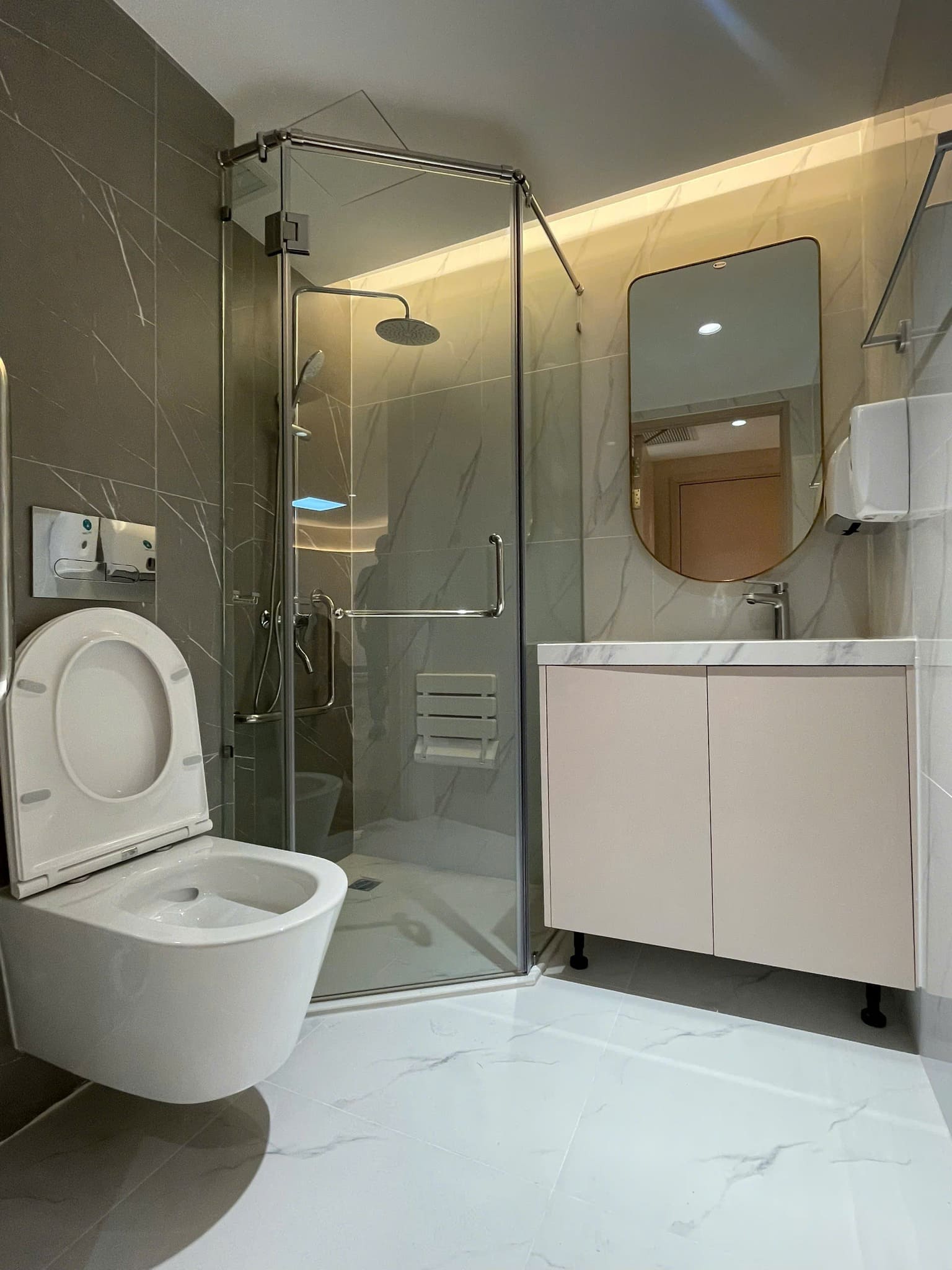 Sen tắm đứng Jomoo Biệt thự sang trọng tại khu đô thị Trung Hòa – Nhân Chính