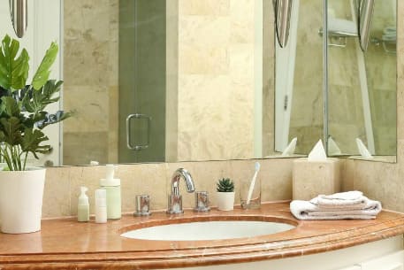 Chậu âm bàn Jomoo tại khách sạn nhà hàng khu vực Thạch Hòa, Yên Bình