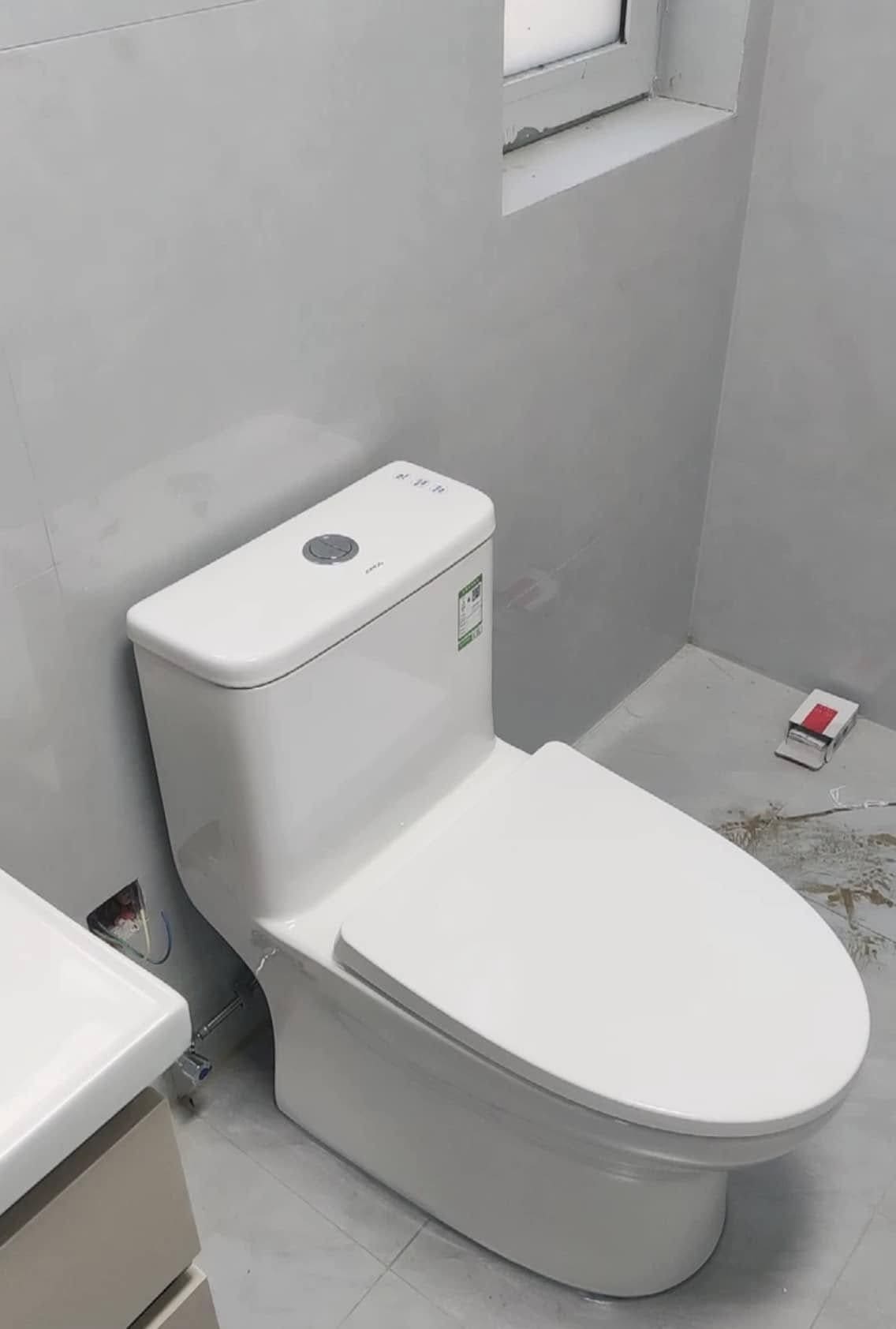 Bồn cầu Jomoo tại khách sạn, nhà hàng tại Thị trấn Quốc Oai, Hòa Thạch.