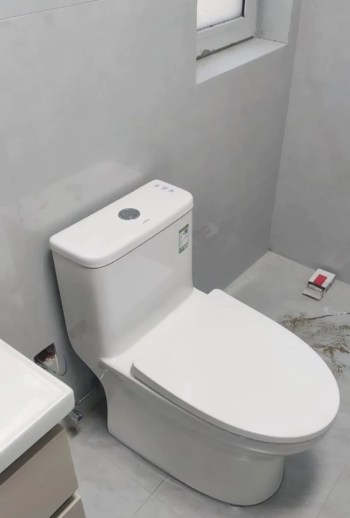 Bồn cầu Jomoo tại khách sạn, nhà hàng tại Thị trấn Quốc Oai, Hòa Thạch.