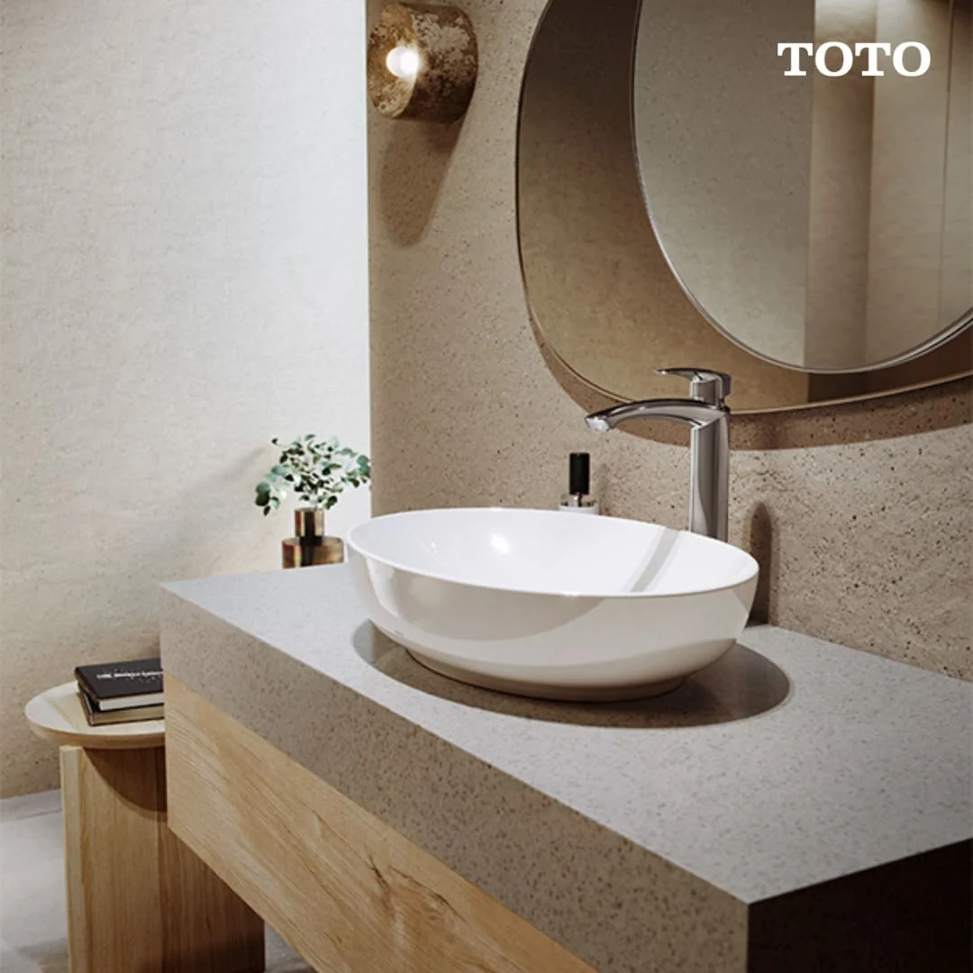 Chậu Lavabo TOTO tại khách sạn, nhà hàng sang trọng  khu phố Khâm Thiên, Nam Đồng.