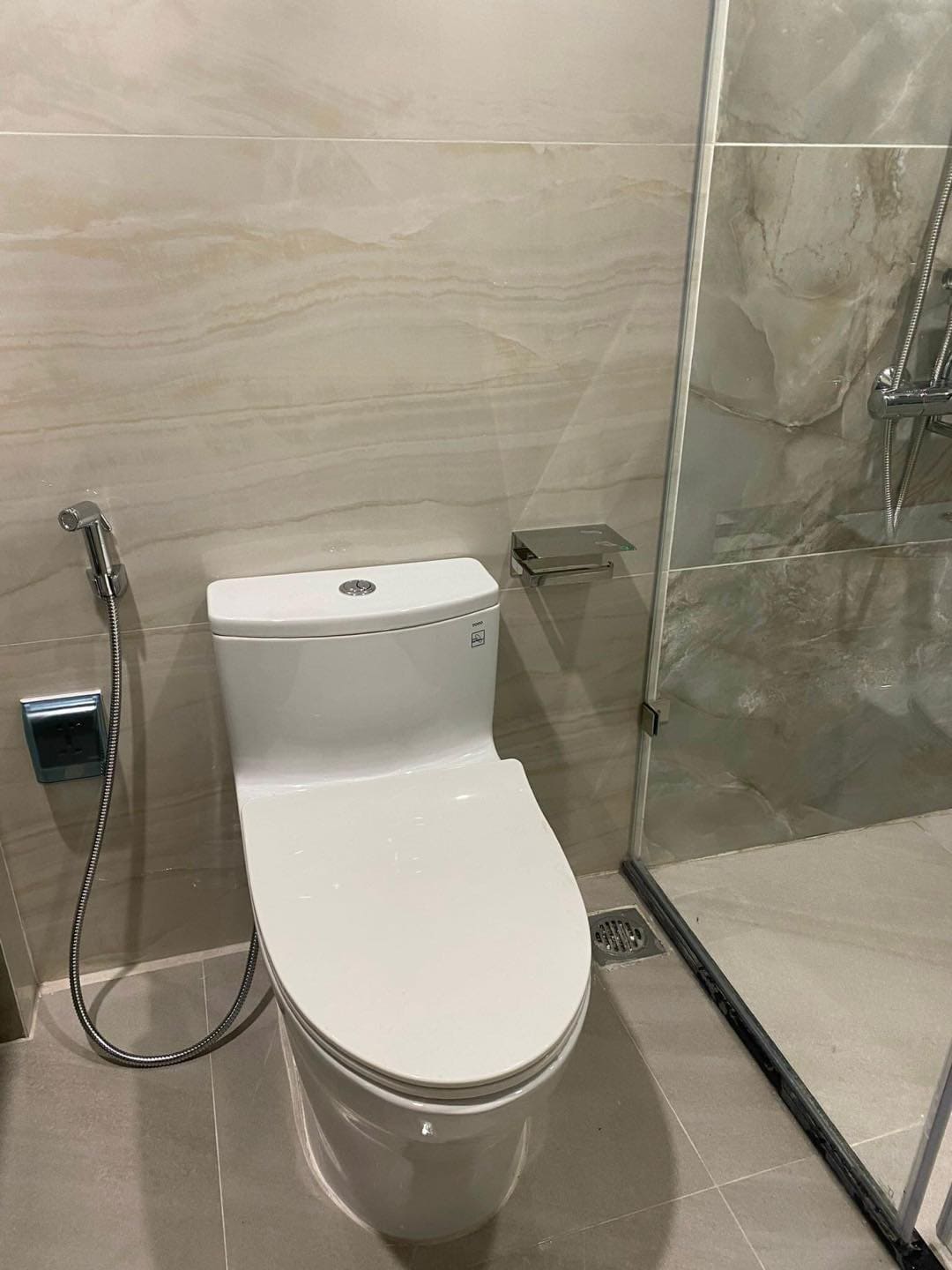 Thiết bị vệ sinh TOTO tại các công trình nhà ở cao cấp tại Cự Khối, Đặng Xá