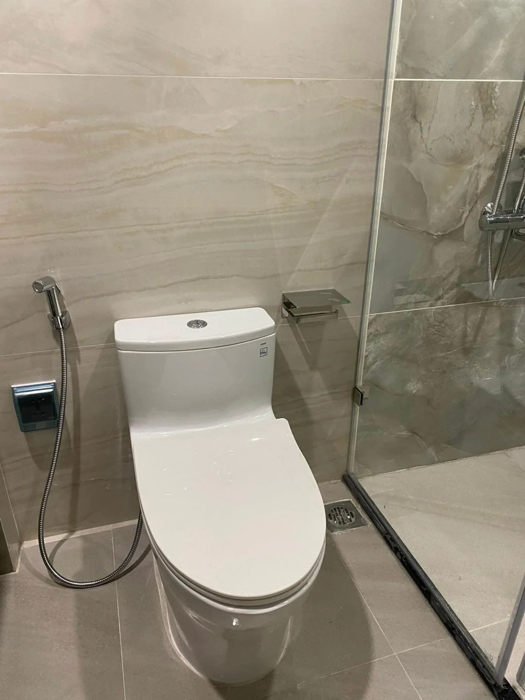 Thiết bị vệ sinh TOTO tại các công trình nhà ở cao cấp tại Cự Khối, Đặng Xá