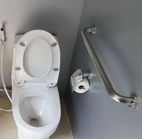 Thanh vịn nhà tắm Miken nhà dân khu phố tại phường Quan Hoa 
