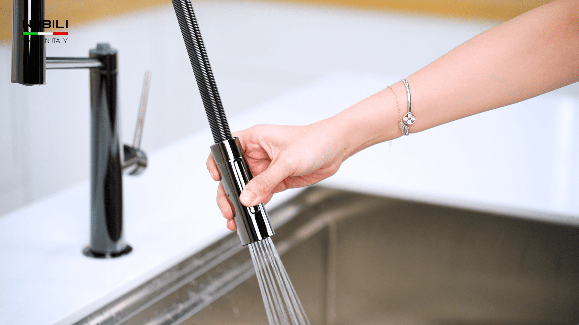 Vòi bếp 2 đầu vòi nóng lạnh Nobili NB306B