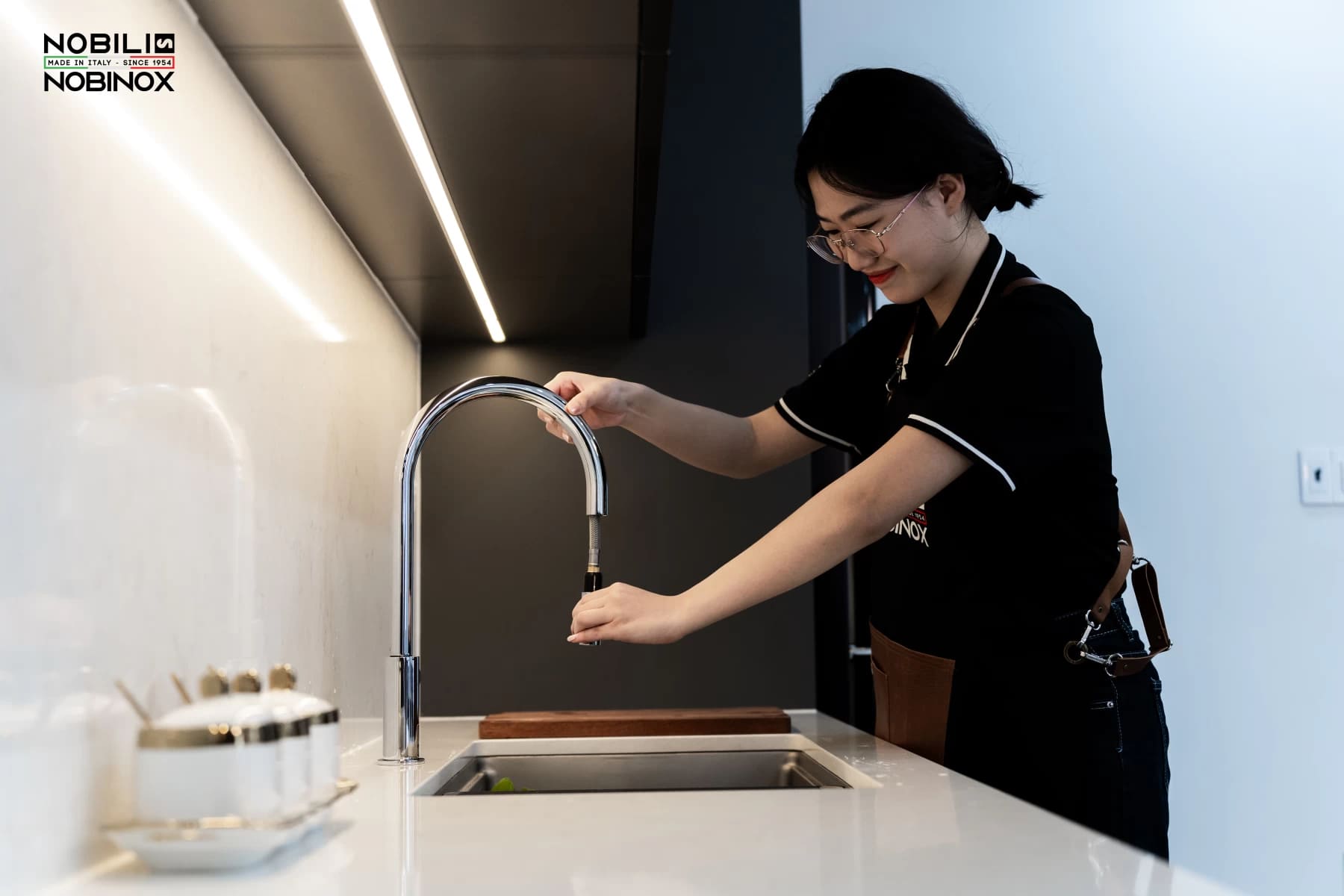 Vòi rửa bát chén Nobili NB205 dây rút Italy