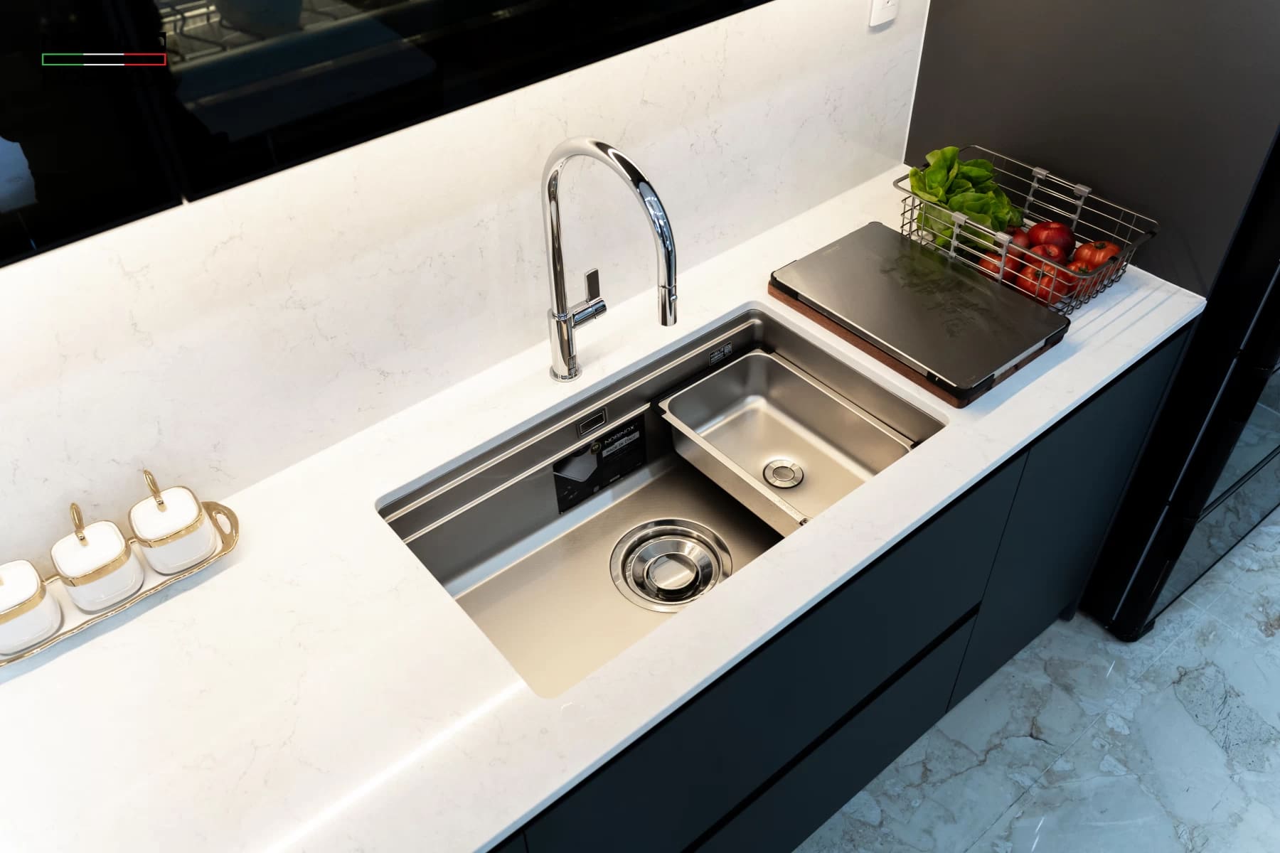 Vòi rửa chén bát Ý rút dây Nobili NB205