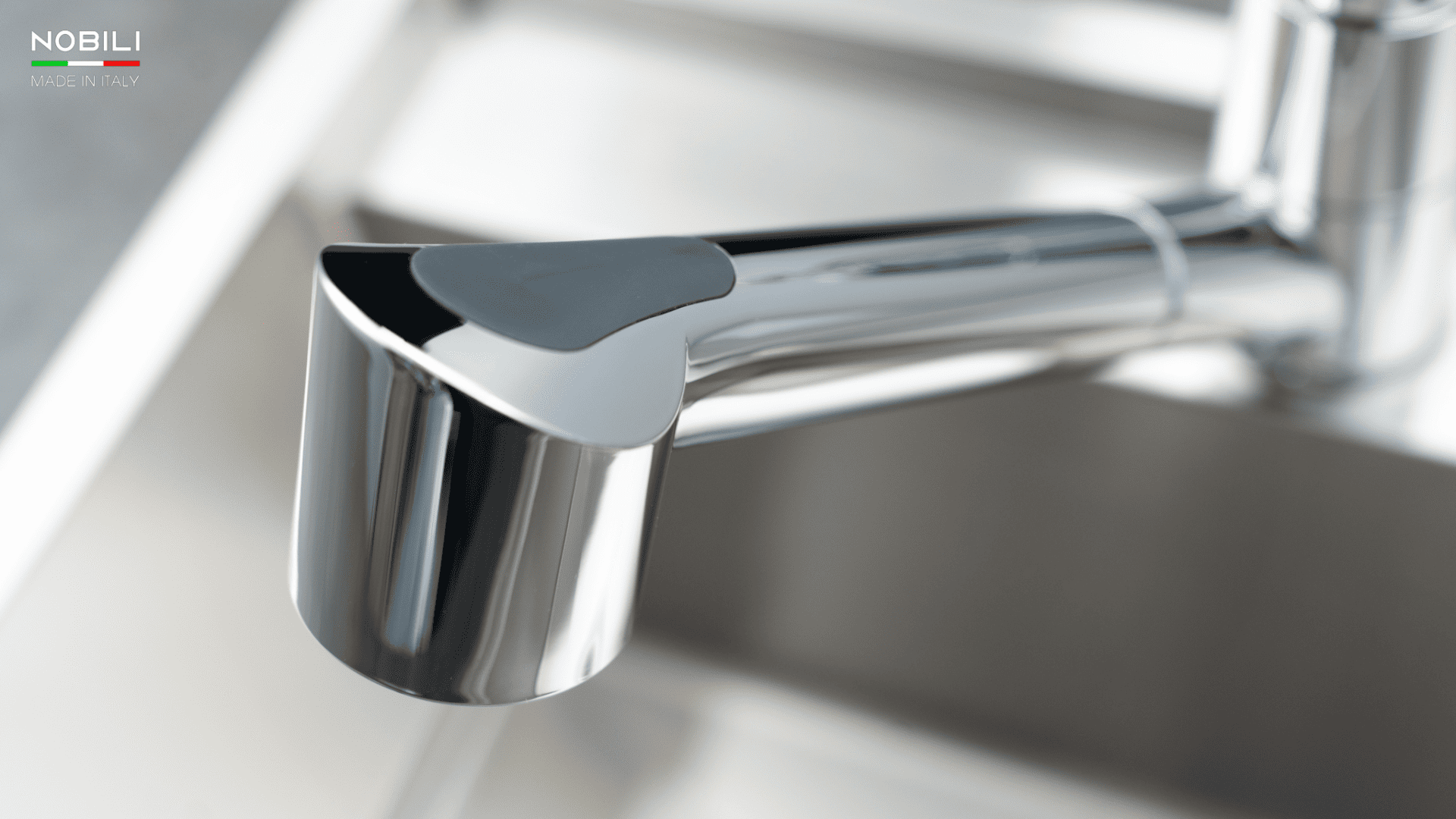 Vòi rửa bát chén Nobili NB177 dây rút Italy