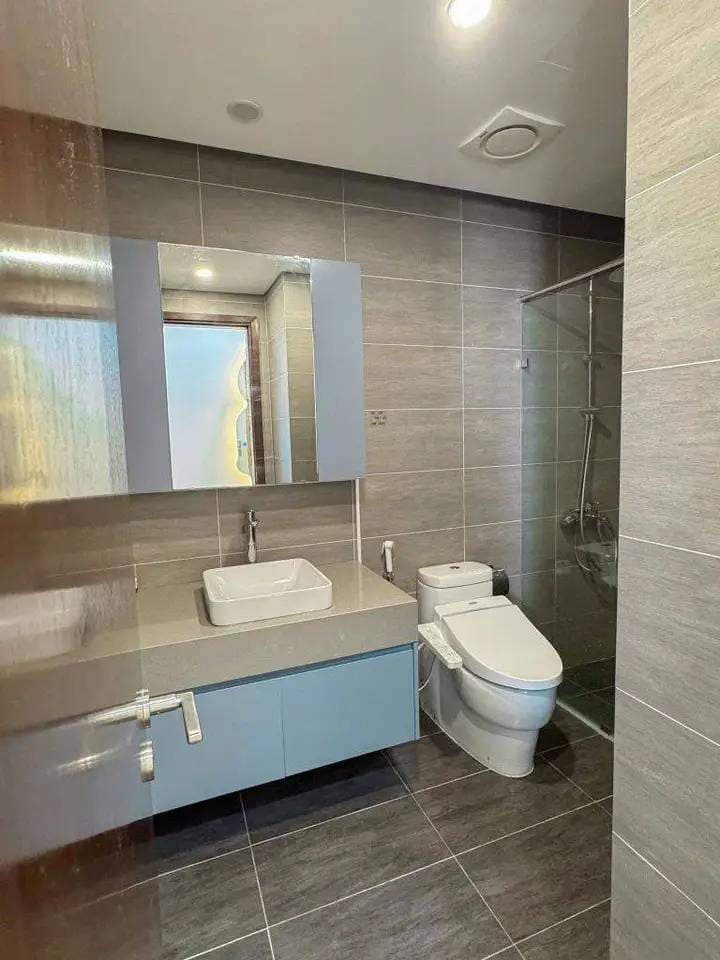 Thiết bị vệ sinh Caesar tại chung cư khu vực Hoàng Minh Giám