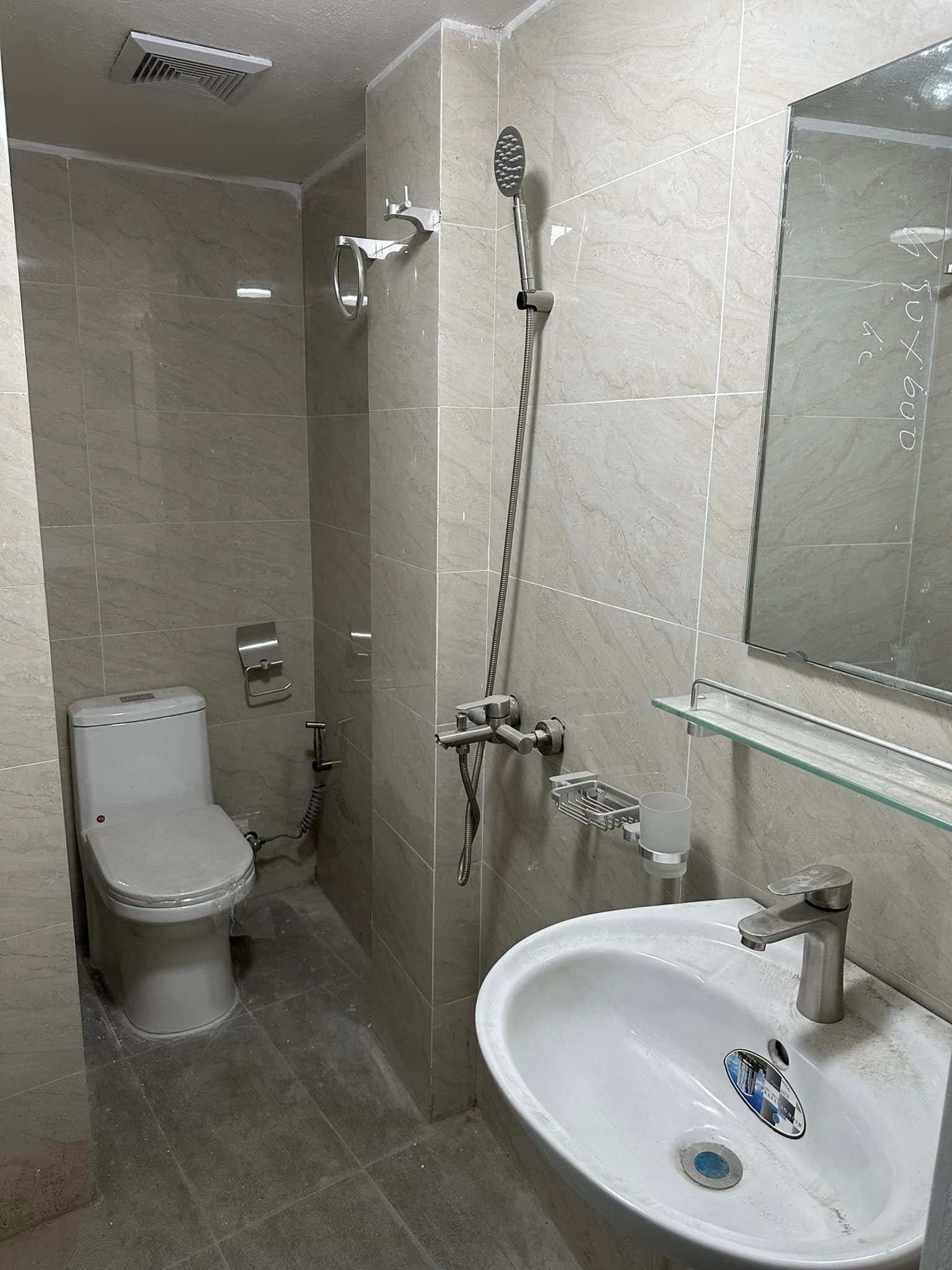 Sen tắm caesar tại nhà phố Phú Lãm,Hà Đông 