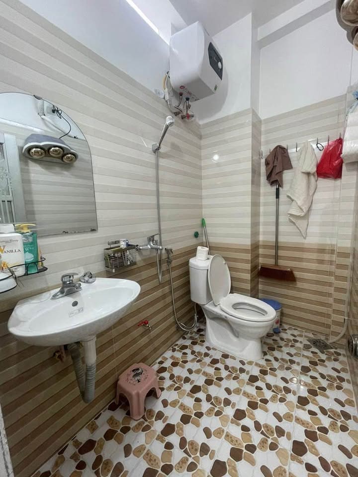 Thiết bị vệ sinh Caesar tại nhà dân xã Phú Túc, Phúc Tiến, Phú Xuyên 