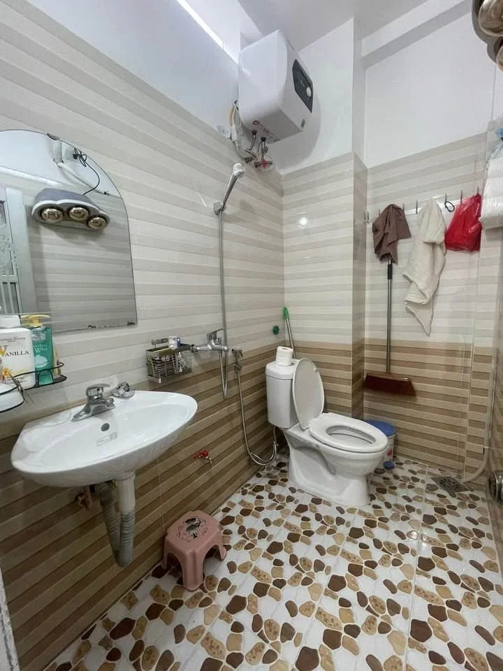 Thiết bị vệ sinh Caesar tại nhà dân xã Phú Túc, Phúc Tiến, Phú Xuyên 