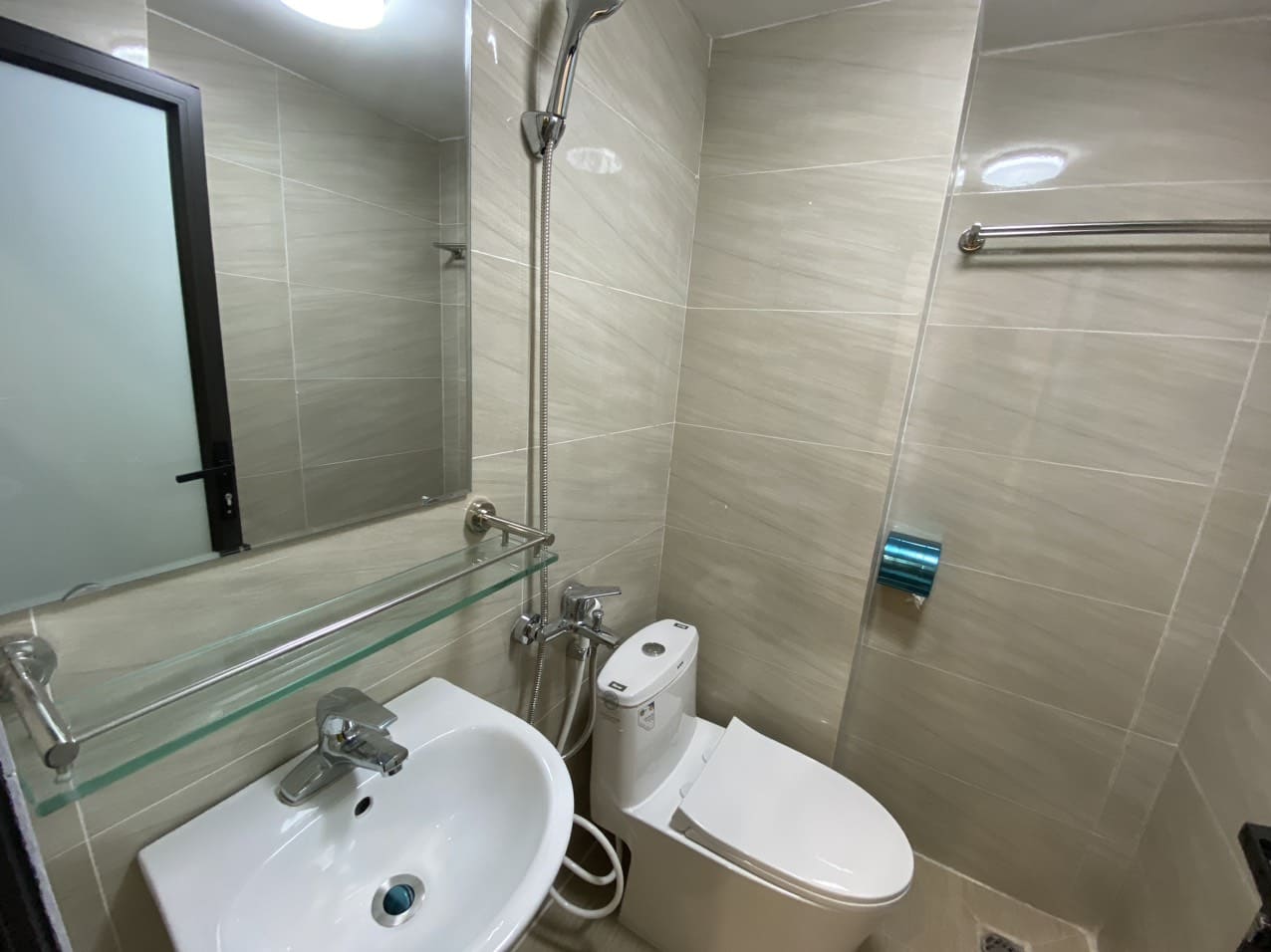 Thiết bị vệ sinh Caesar tại biệt thự mini khu Tuy Lai 