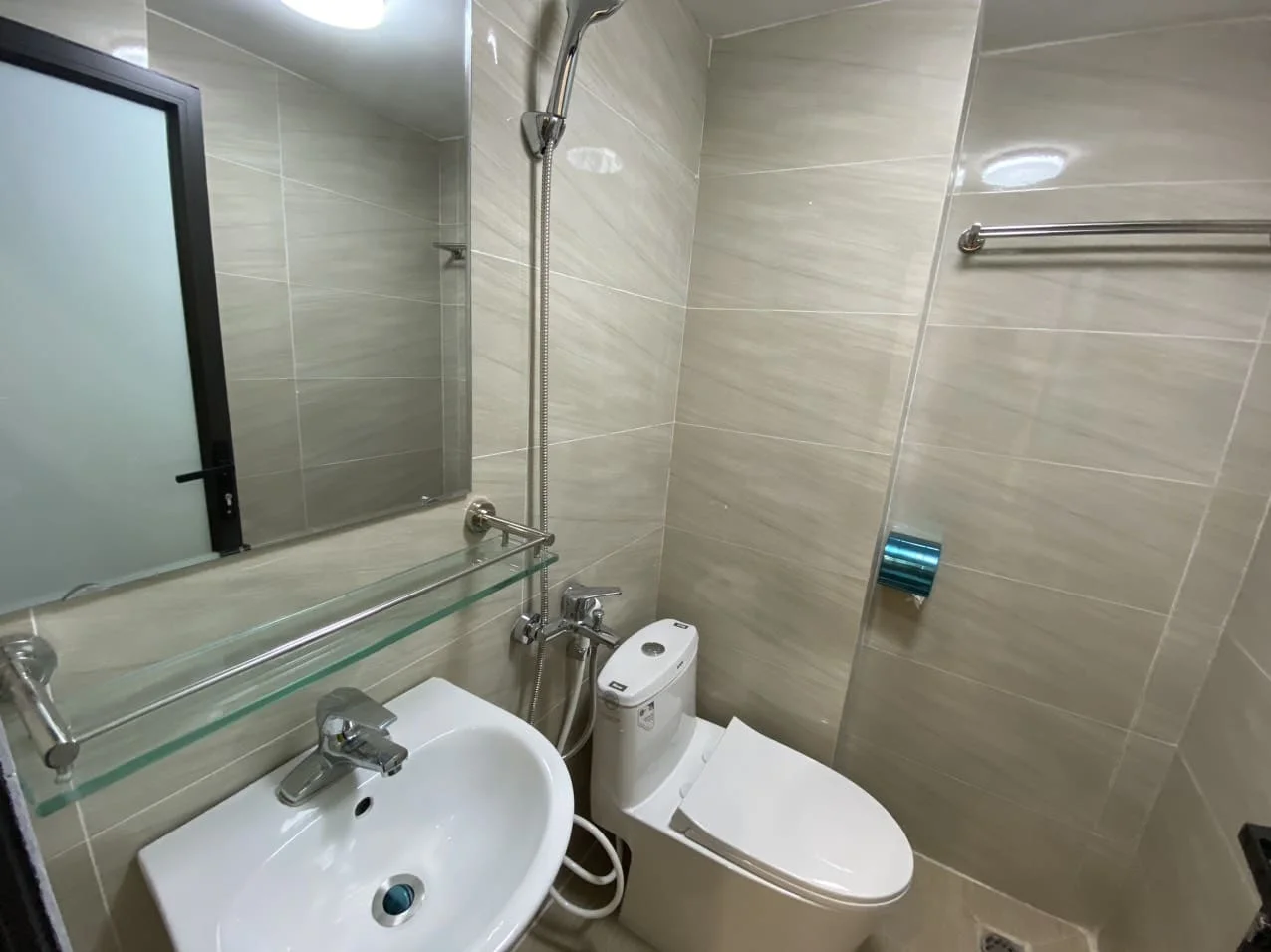 Thiết bị vệ sinh Caesar tại biệt thự mini khu Tuy Lai 