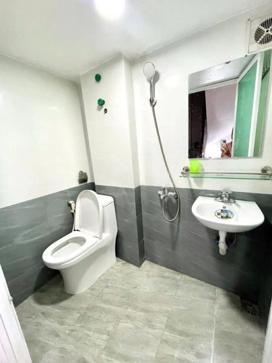 Thiết bị vệ sinh Caesar tại Homestay khu Tản Lĩnh