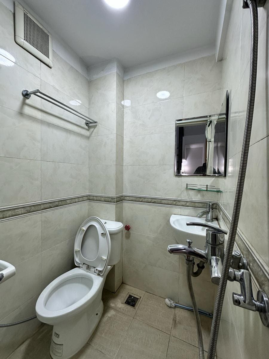 Thiết bị vệ sinh Caesar tại xã Phù Lĩnh 