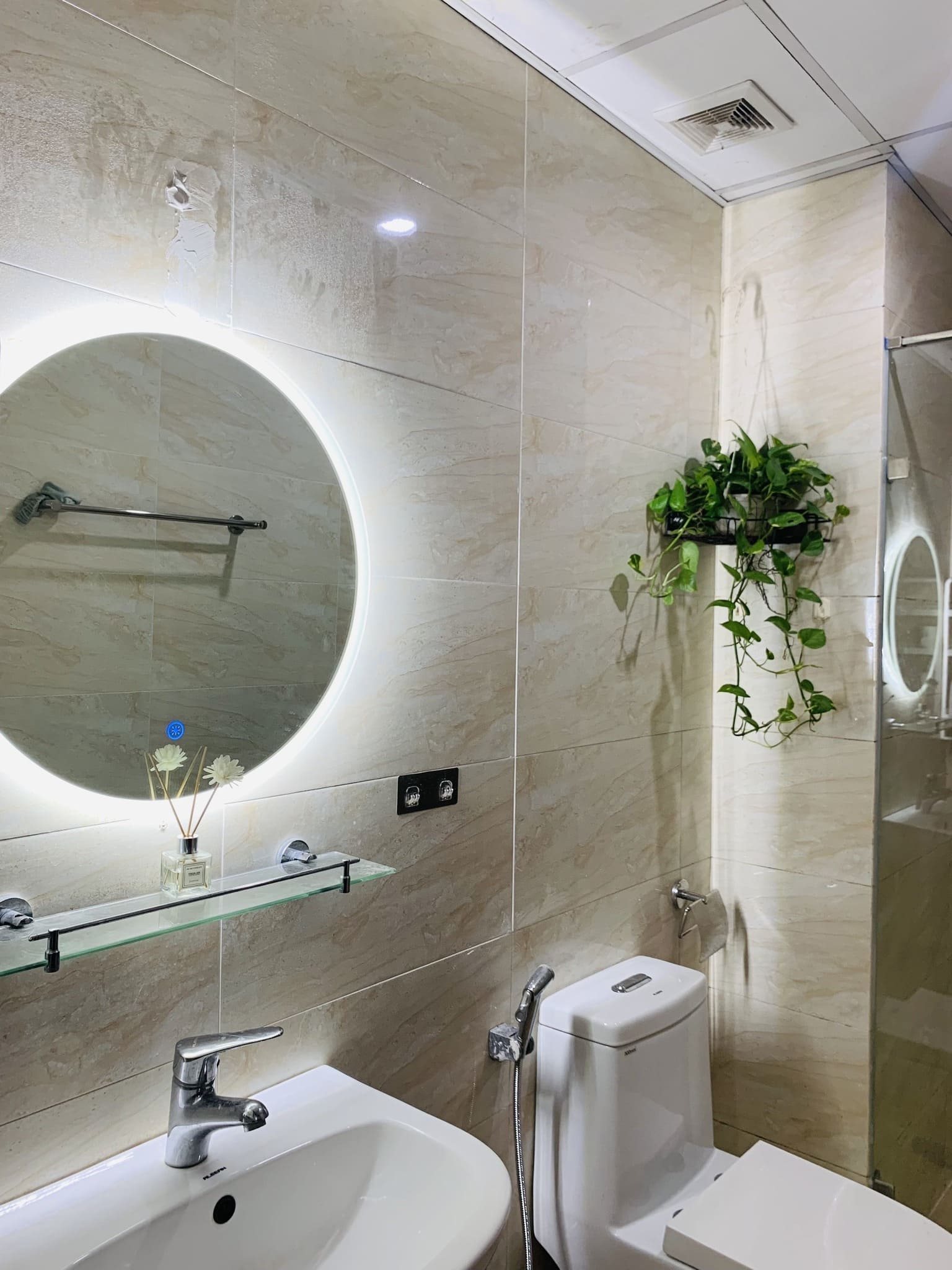 Phụ kiện Mediclinic tại công trinh nhà phố xã Vĩnh Quỳnh 