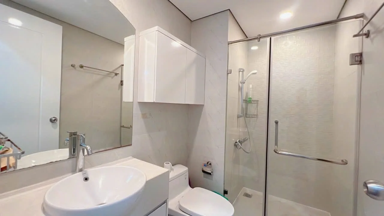 Chung cư Metropolis lắp đặt thiết bị vệ sinh Roca