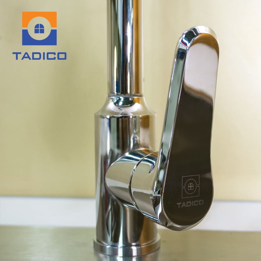 Vòi rửa chén nóng lạnh Tadico LUX-VRB.01