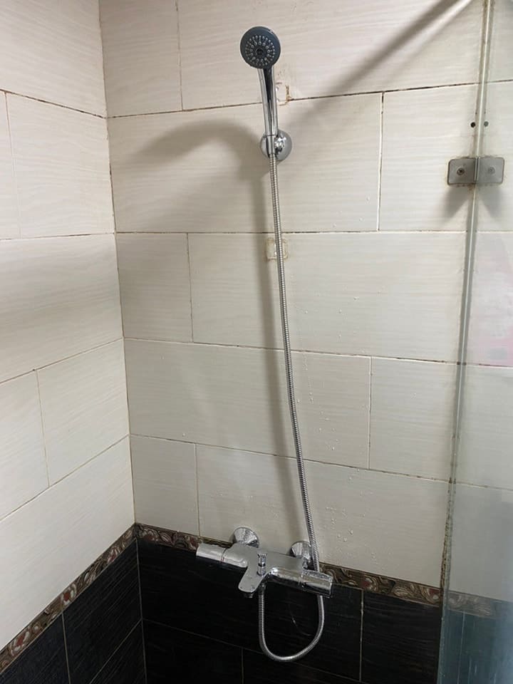 Sen tắm nhiệt độ Inax tại nhà dân tại Sa Đéc và Hồng Ngự