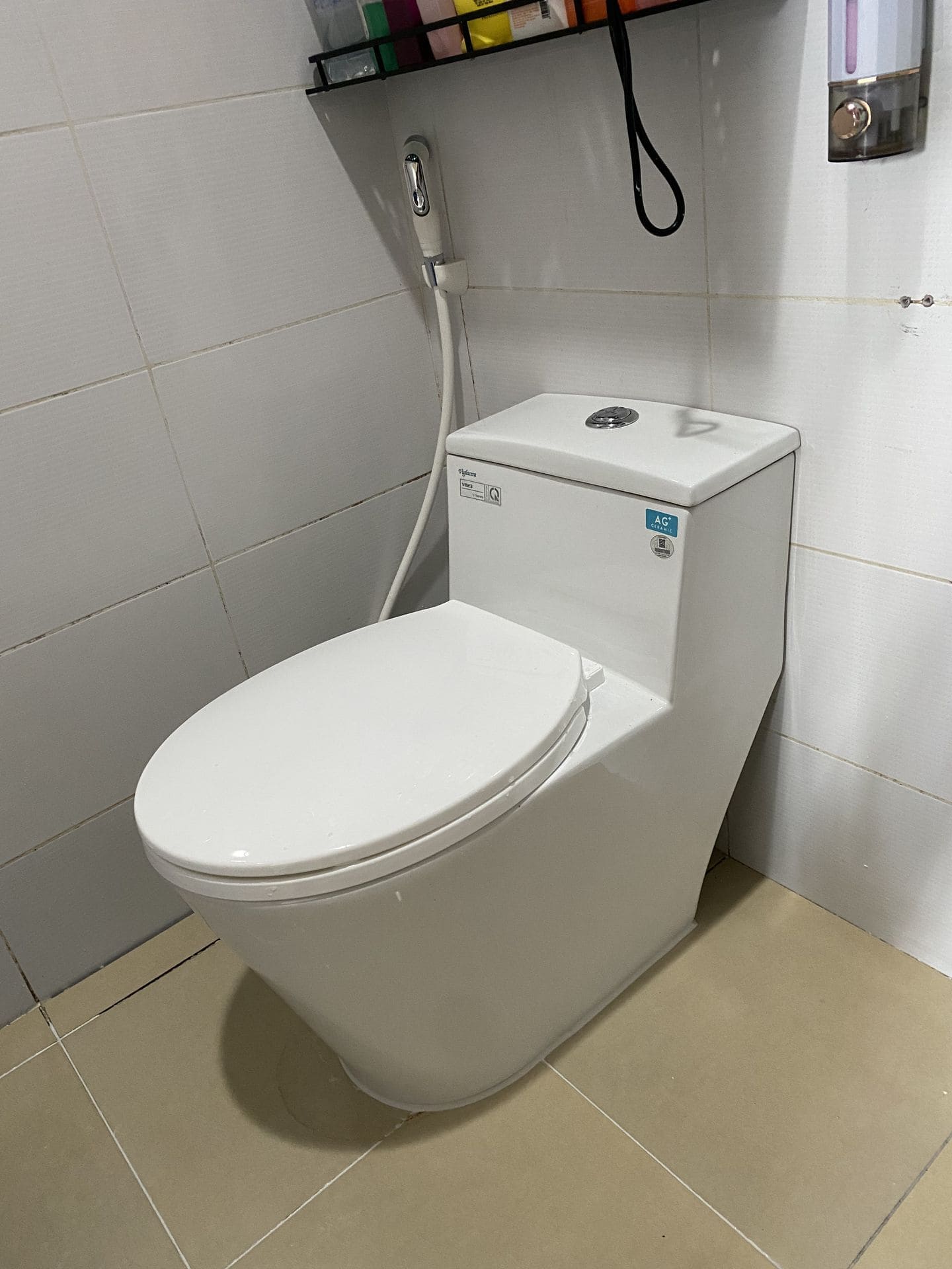 Bồn cầu Viglacera V823 tại nhà dân tại TP. Rạch Giá, Hà Tiên