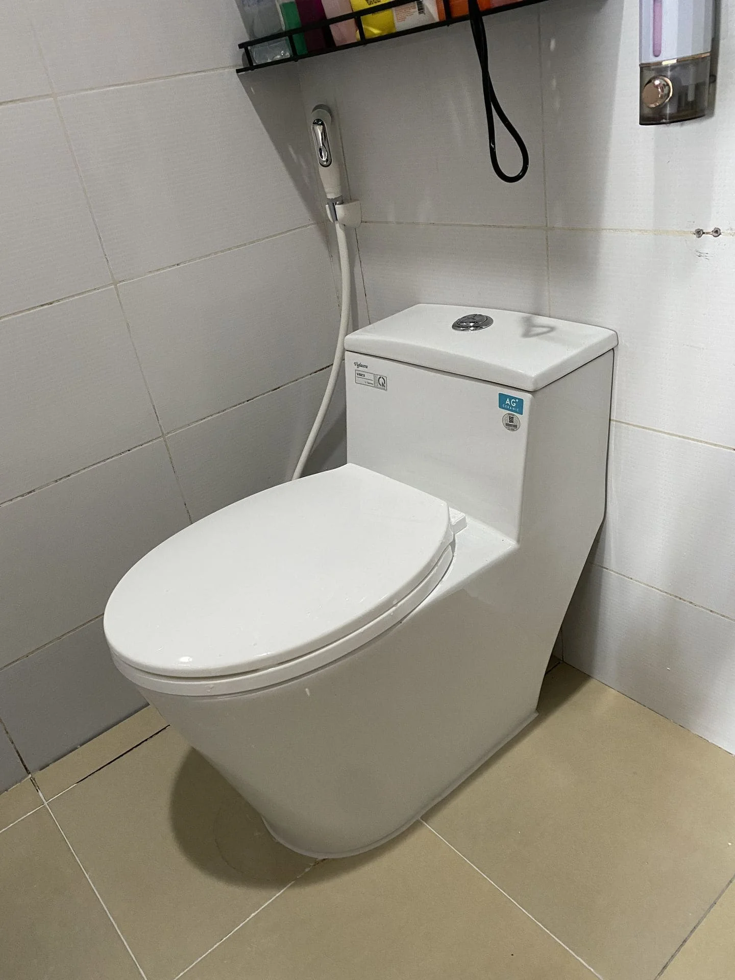 Bồn cầu Viglacera V823 tại nhà dân tại TP. Rạch Giá, Hà Tiên