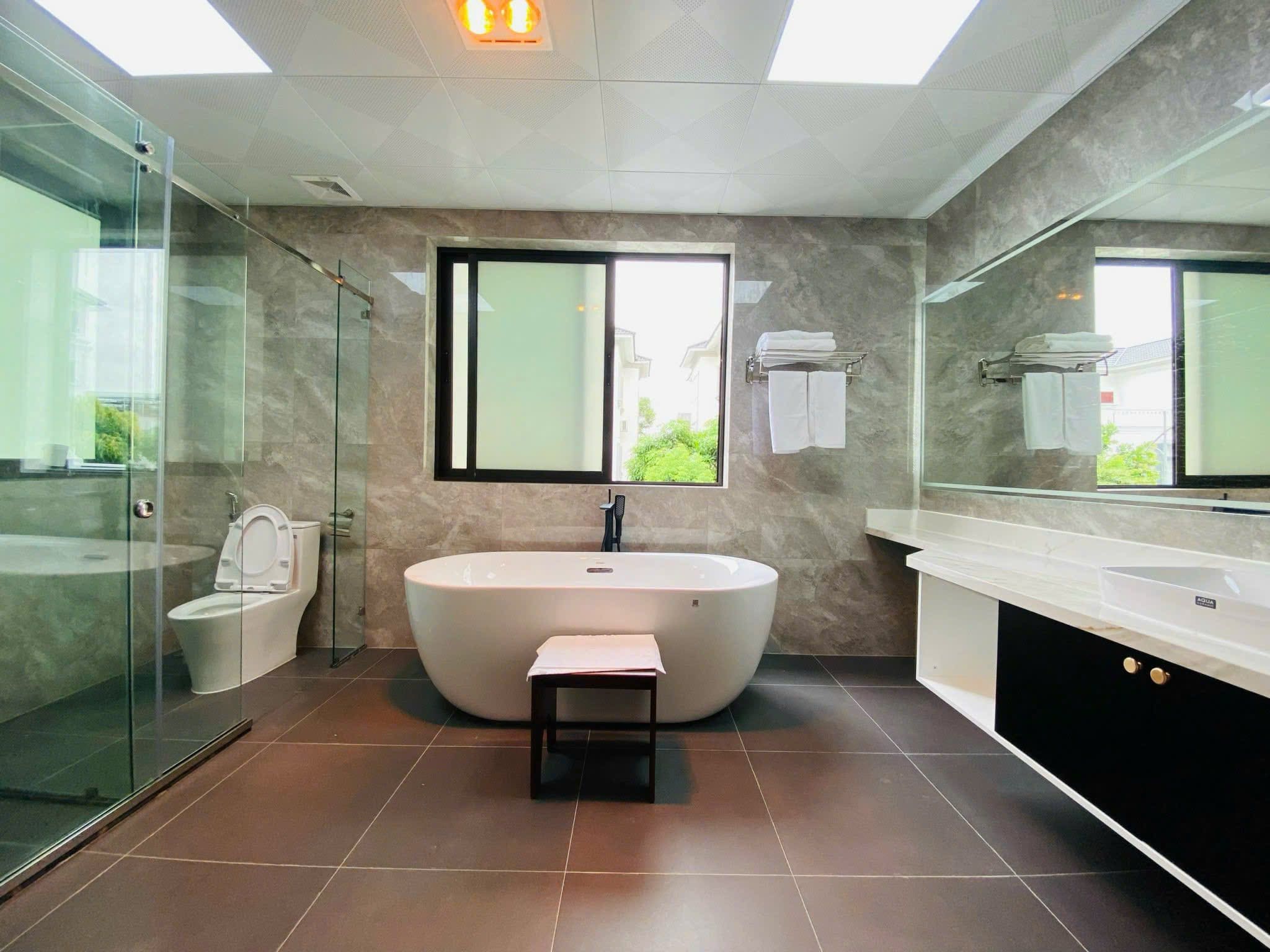 Thiết bị vệ sinh Inax tại biệt thự, resort Phú Quốc