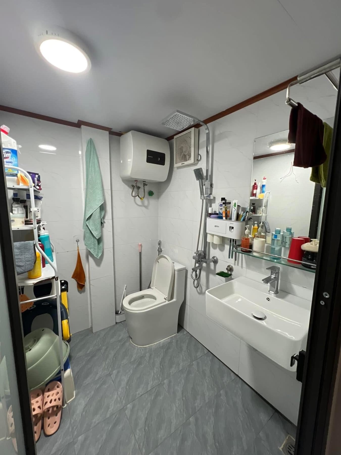 Thiết bị vệ sinh Inax được sủ dụng tại nhà phố TP Nam Định, Hải Hậu  