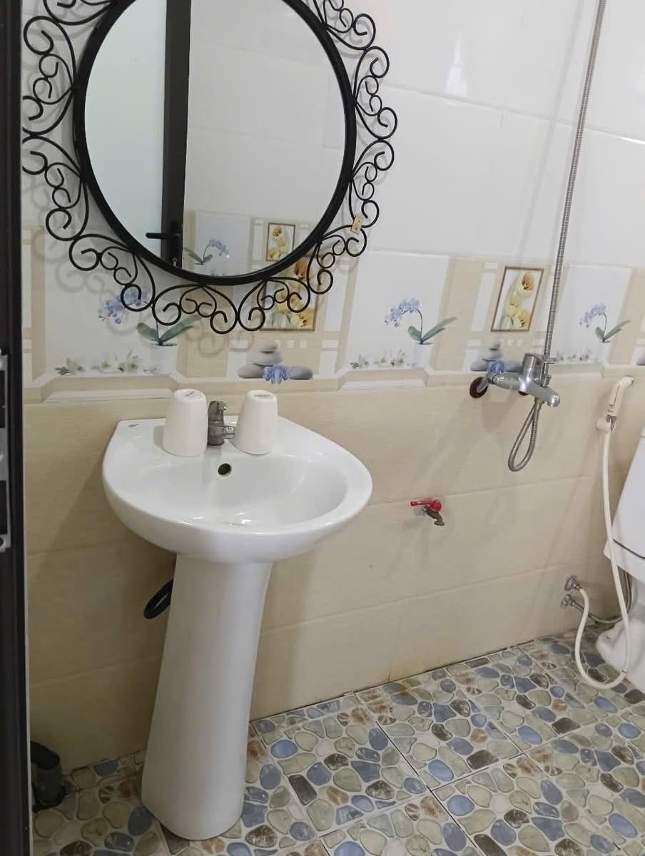 Thiết bị vệ sinh Viglacera tại nhà nghỉ bình dan tại Nam Đàn, Yên Thành