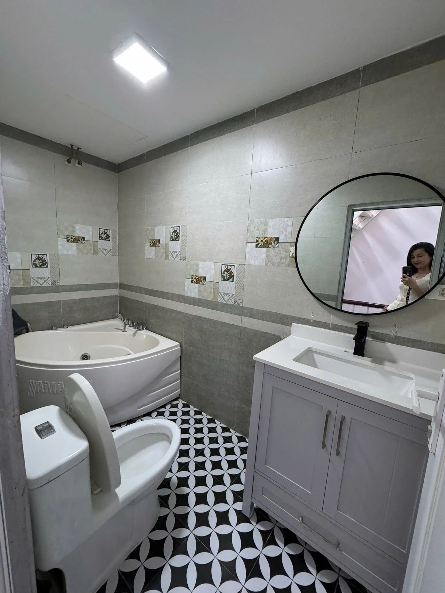Thiết bị vệ sinh cao cấp tại nhà dân, biệt thự tại TP. Việt Trì, Lâm Thao
