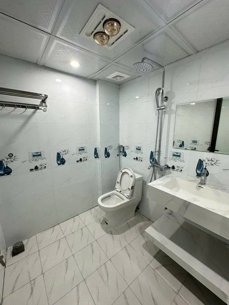 Thiết bị vệ sinh inax khách sạn, nhà nghỉ tại khu du lịch Đền Hùng
