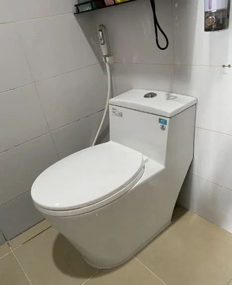 Bồn cầu V823 lắp tại các hộ gia đình tại Tam Kỳ, Điện Bàn