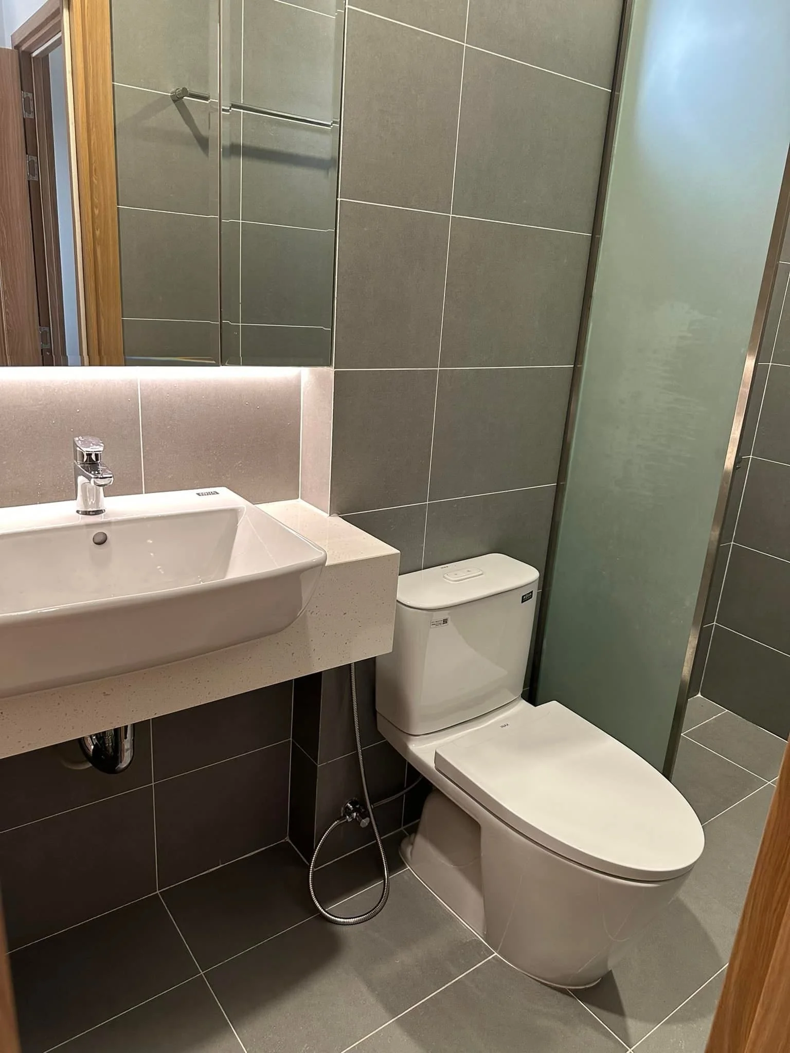 Bồn cầu Inax lắp đặt tại nhà ở dân dụng tại Đức Phổ, Tư Nghĩa, Trà Bồng