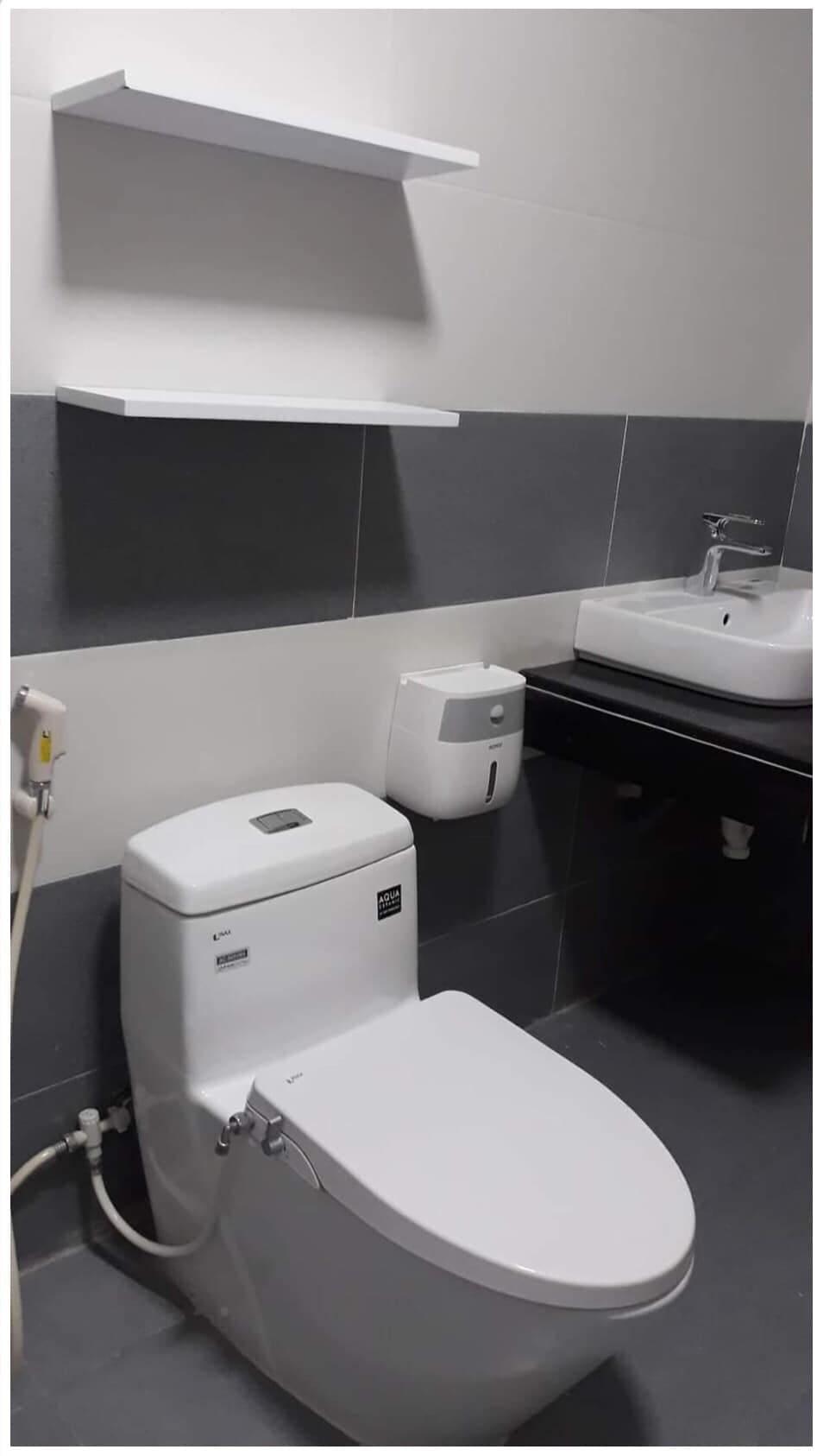 Thiết bị vệ sinh Inax 