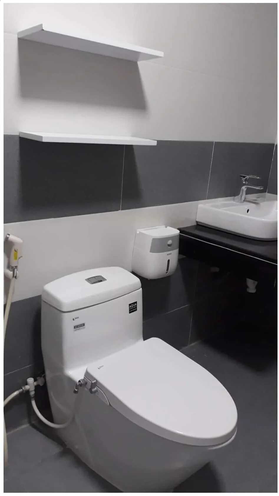 Thiết bị vệ sinh Inax 