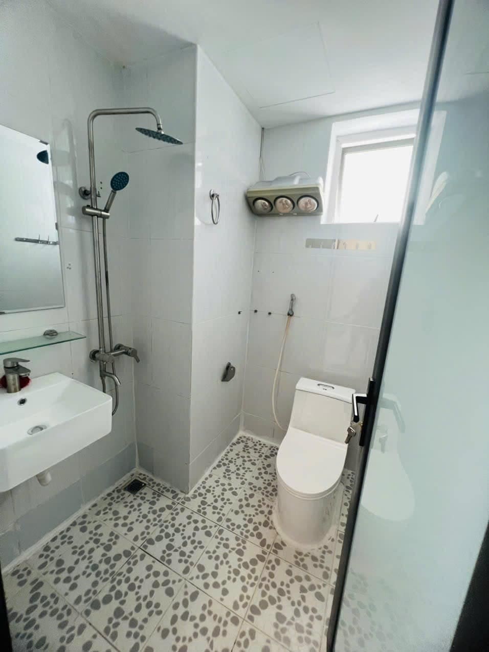 Thiết bị vệ sinh Viglacera tại nhà dân và nhà trọ tại Quảng Yên, Vân Đồn