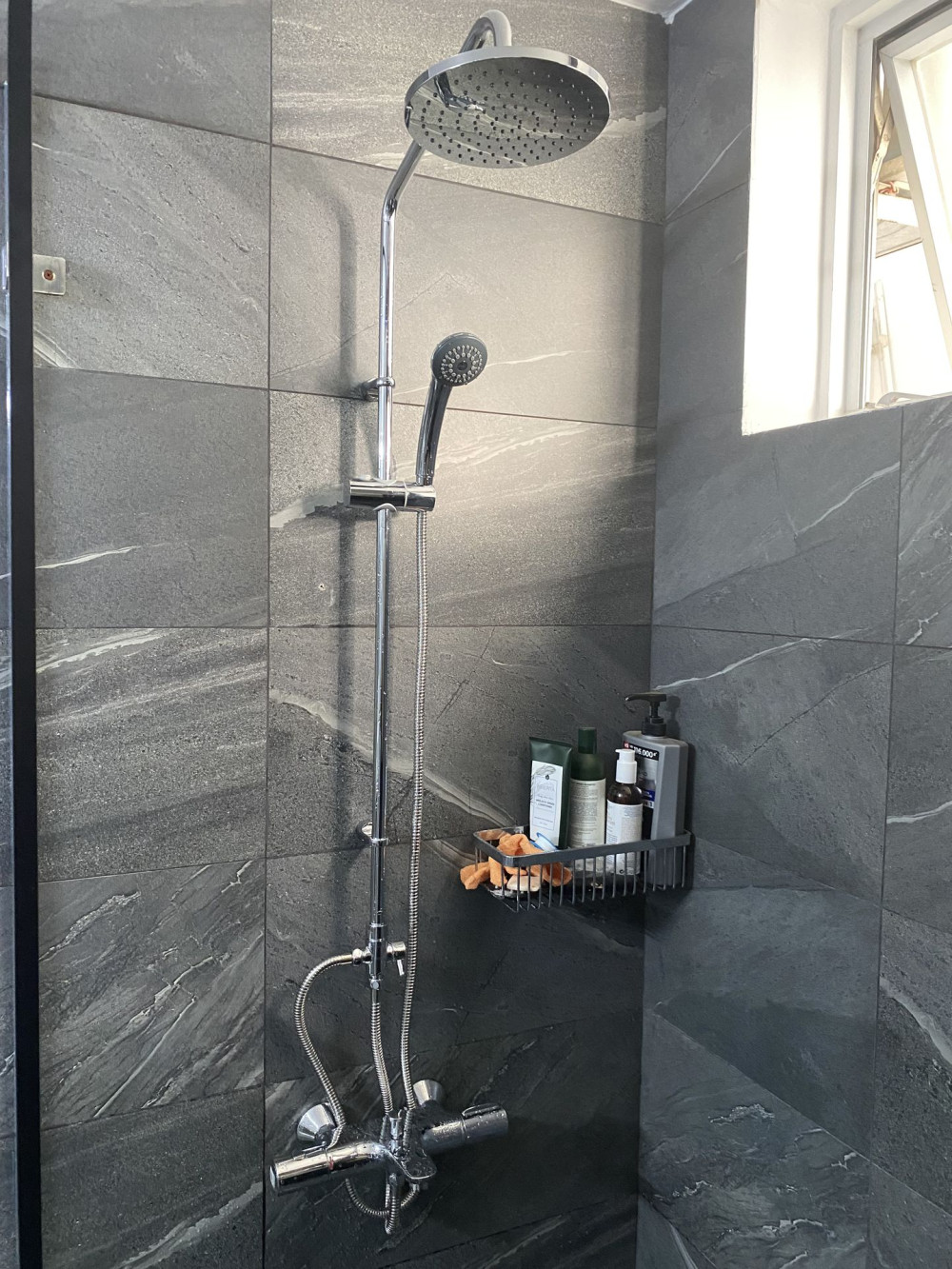 Sen tắm cây đứng Inax tại nhà dân tại TP. Sơn La, Mai Sơn, Mộc Châu