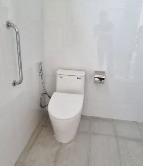 Bồn cầu inax thanh vin caesra tại nhà dân và nhà phố tại TP. Trà Vinh, Cầu Kè, Châu Thành