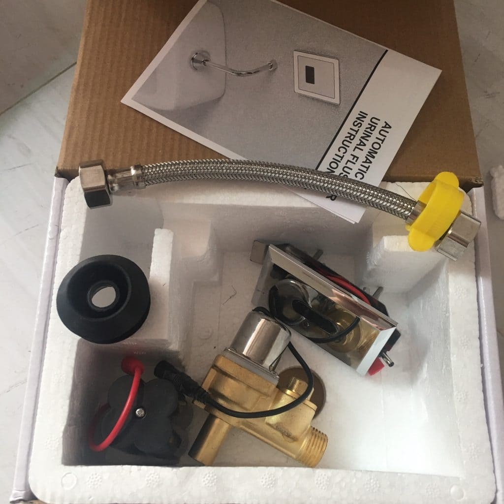 Van tiểu nam cảm ứng Trancan TC926109