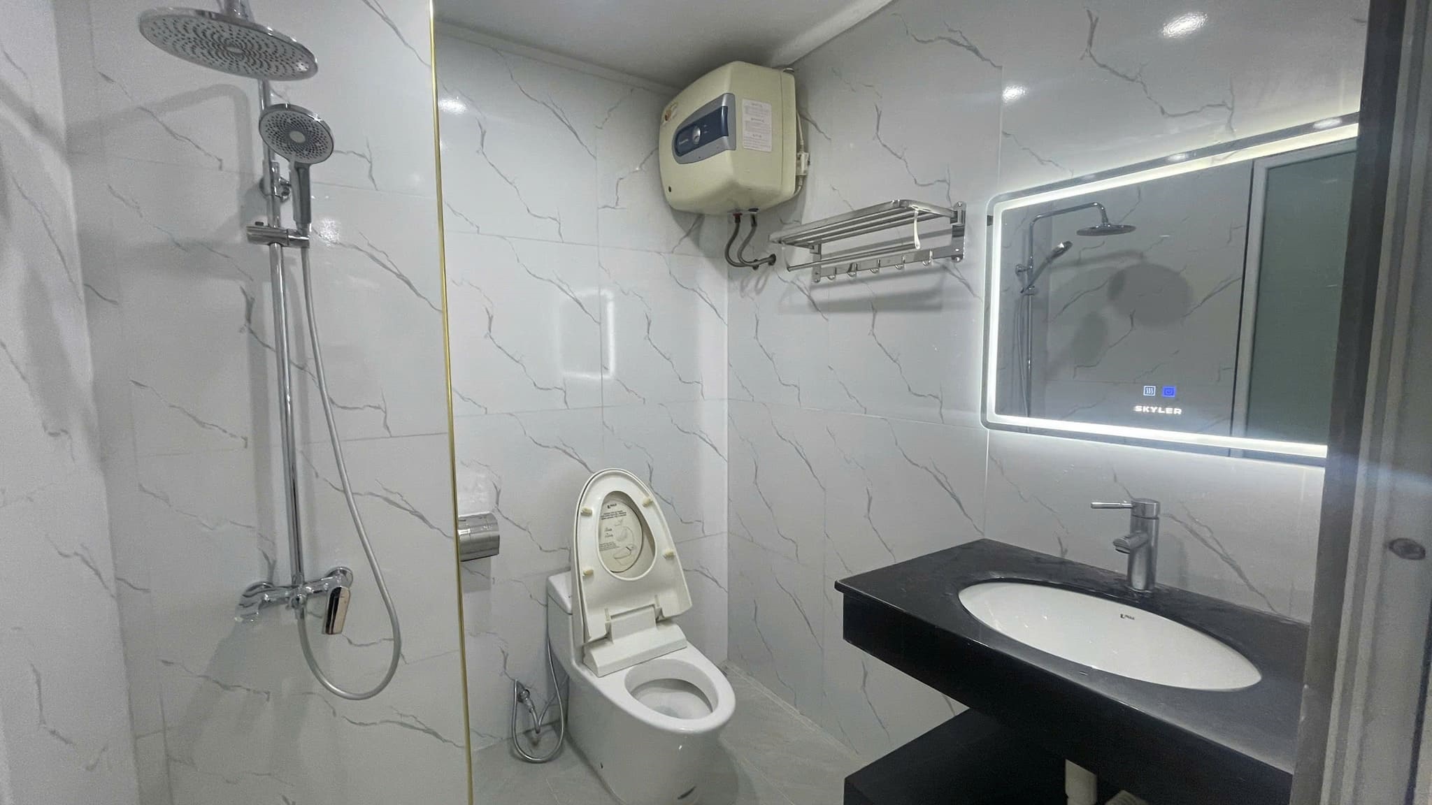 Thiết bị vệ sinh Inax tại nhà phố, biệt thự TP. Bến Tre, Châu Thành