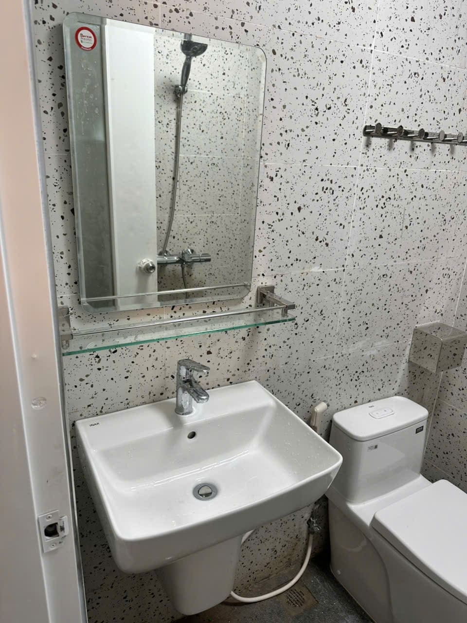 Thiết bị vệ sinh Inax tại khách sạn khu Tây Sơn, Tuy Phước, Phù Mỹ