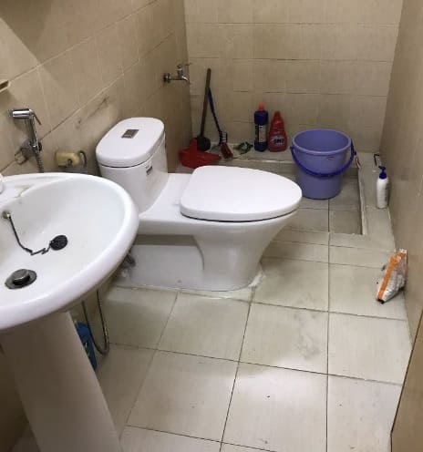 Thiết bị vệ sinh tại nhà trọ, căn hộ công nhân tại KCN Minh Hưng, Đồng Phú