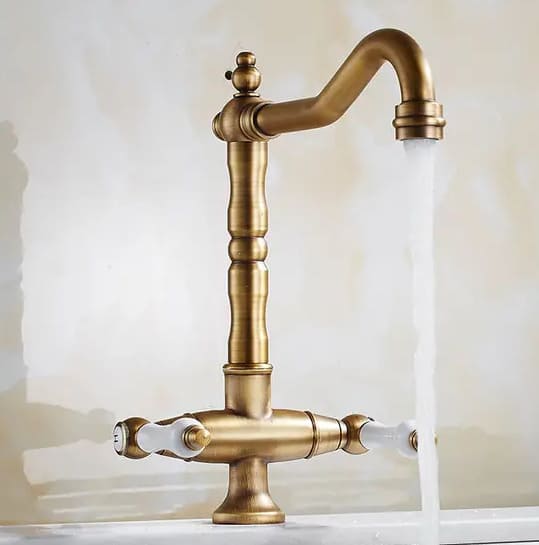 Vòi chậu rửa mặt mạ vàng CleanMax 9901