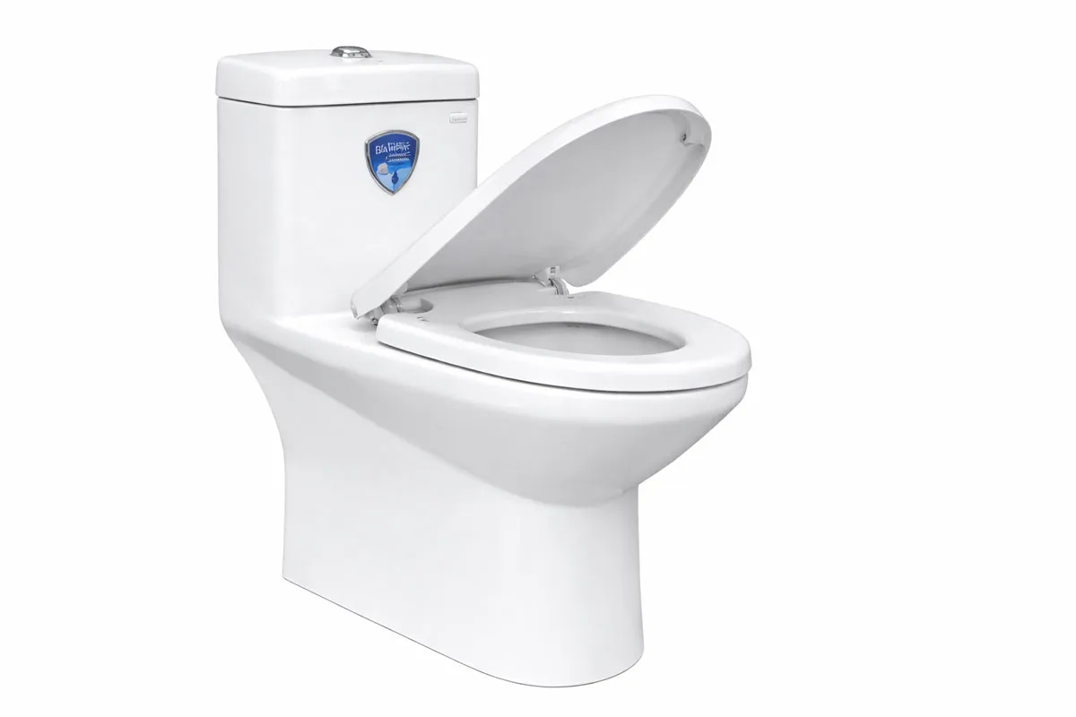 Mẫu bồn cầu 1 khối Saphias TS-132 với thiết kế hiện đại, nắp rơi êm