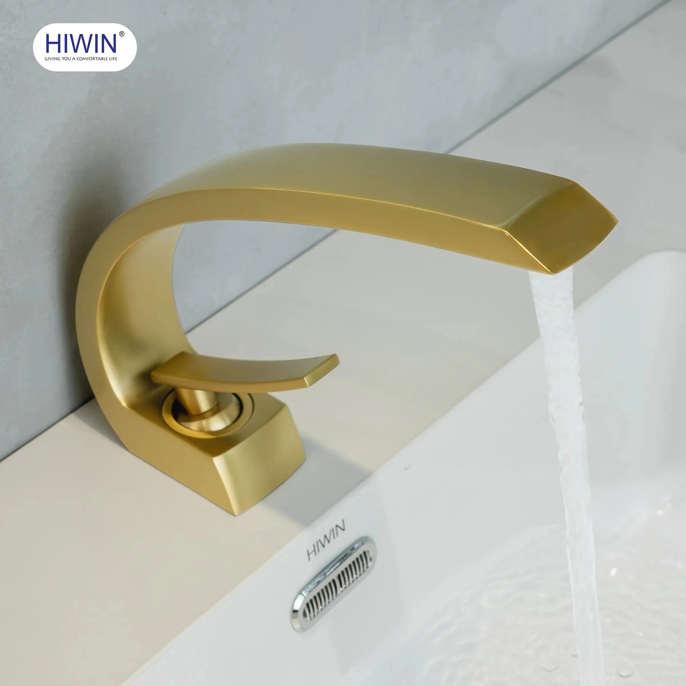 Vòi chậu rửa mặt nóng lạnh tích hợp để đồ HIWIN KF-1317