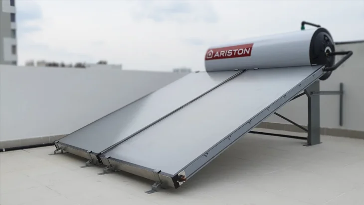 Tấm phẳng năng lượng mặt trời Ariston