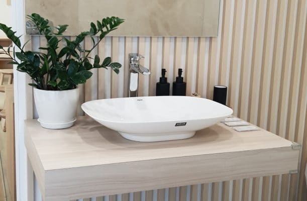 Ai nên chọn lavabo Inax?