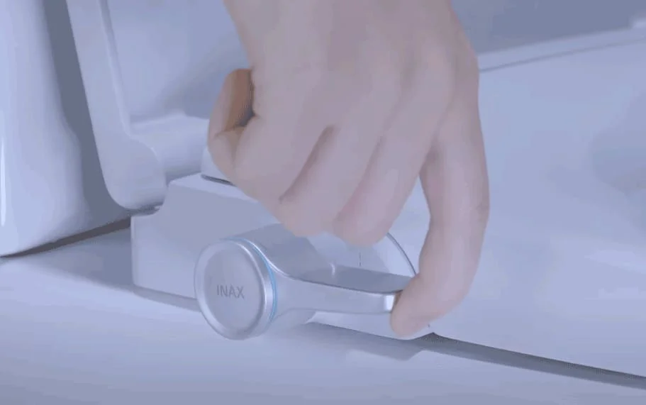  Ai nên dùng nắp rửa cơ Inax S32VN?