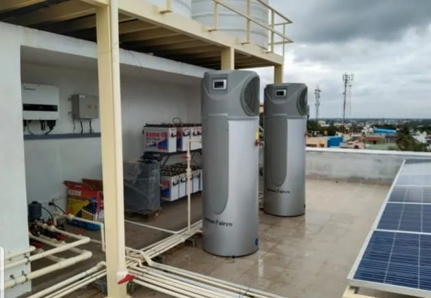 Máy bơm nhiệt SOlahart 270l