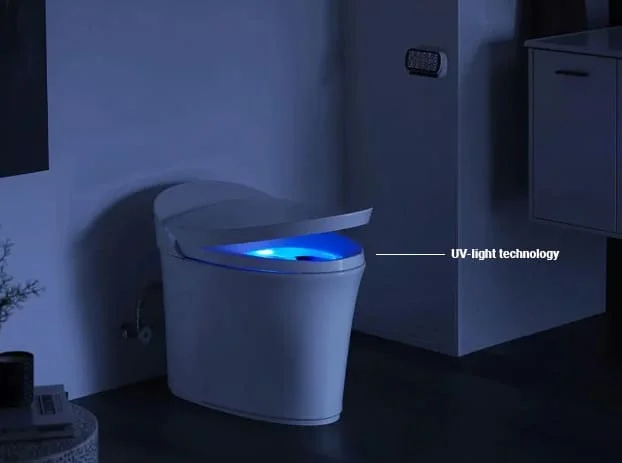 Bồn cầu điện tử công nghệ UV khử khuẩn